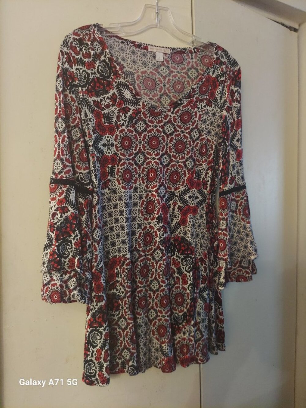 Westport Red Multi Color Bell Sleeve Tunic Top